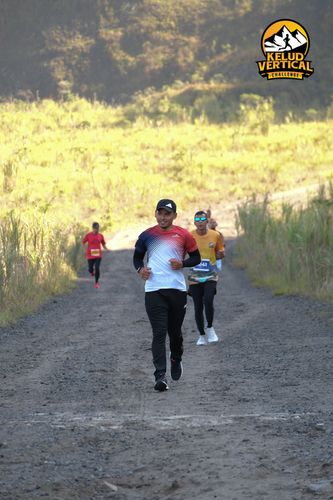 Race photo from Kelud Vertical Challenge 2024