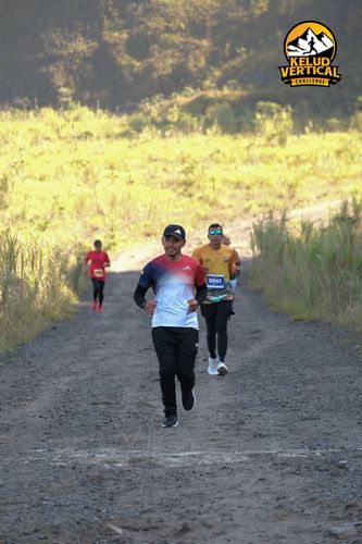 Race photo from Kelud Vertical Challenge 2024
