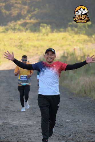 Race photo from Kelud Vertical Challenge 2024