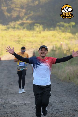 Race photo from Kelud Vertical Challenge 2024