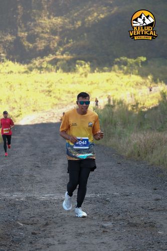 Race photo from Kelud Vertical Challenge 2024