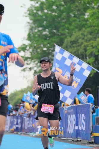 Race photo from Isoplus Run 2024 Surabaya