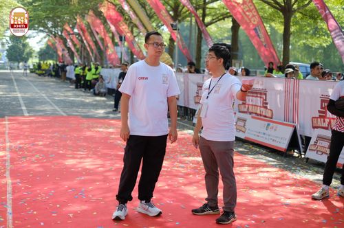 Race photo from Kediri Half Marathon 2024
