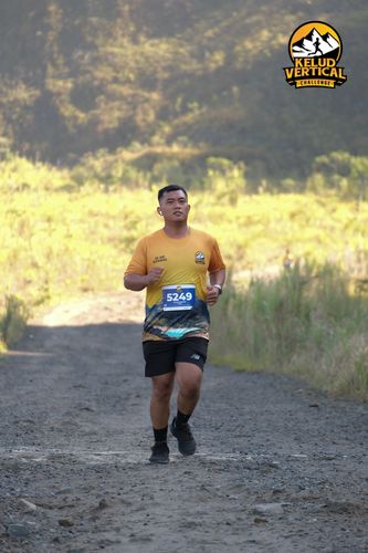 Race photo from Kelud Vertical Challenge 2024