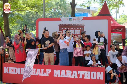 Race photo from Kediri Half Marathon 2024