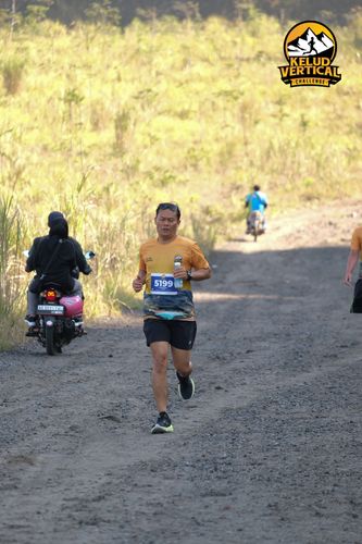 Race photo from Kelud Vertical Challenge 2024