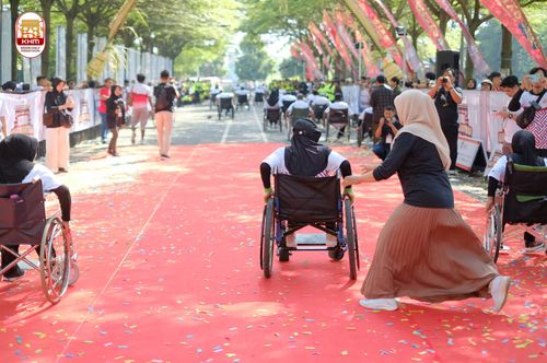 Race photo from Kediri Half Marathon 2024