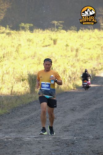 Race photo from Kelud Vertical Challenge 2024