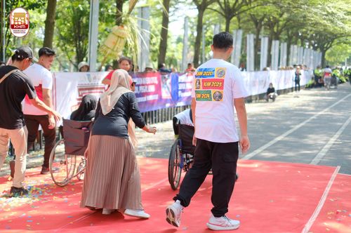 Race photo from Kediri Half Marathon 2024