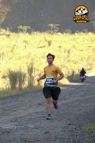 Race photo from Kelud Vertical Challenge 2024