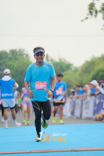 Race photo from Isoplus Run 2024 Surabaya