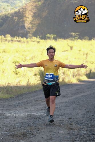 Race photo from Kelud Vertical Challenge 2024