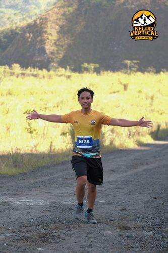 Race photo from Kelud Vertical Challenge 2024