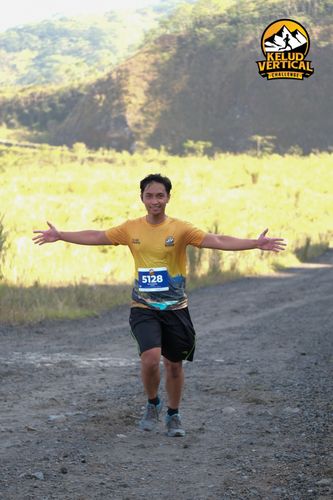 Race photo from Kelud Vertical Challenge 2024