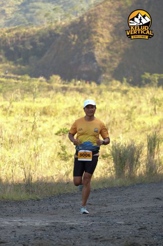 Race photo from Kelud Vertical Challenge 2024