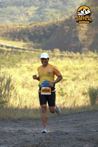 Race photo from Kelud Vertical Challenge 2024