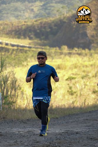 Race photo from Kelud Vertical Challenge 2024