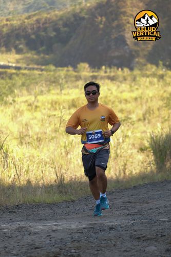 Race photo from Kelud Vertical Challenge 2024