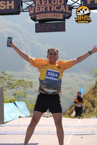 Race photo from Kelud Vertical Challenge 2024