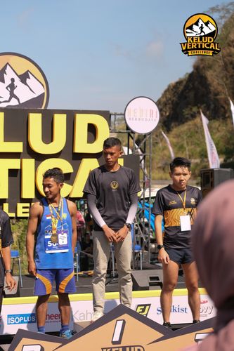 Race photo from Kelud Vertical Challenge 2024