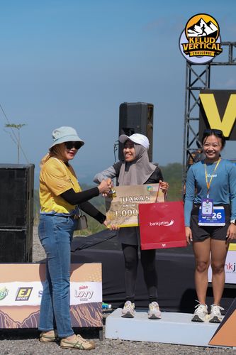Race photo from Kelud Vertical Challenge 2024