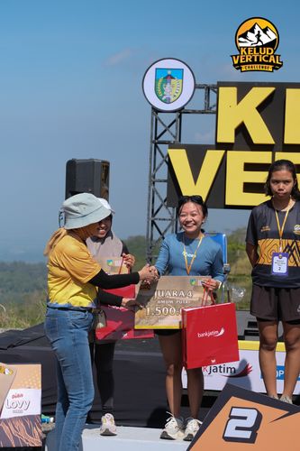 Race photo from Kelud Vertical Challenge 2024