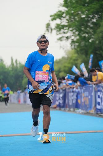 Race photo from Isoplus Run 2024 Surabaya