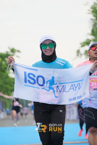 Race photo from Isoplus Run 2024 Surabaya