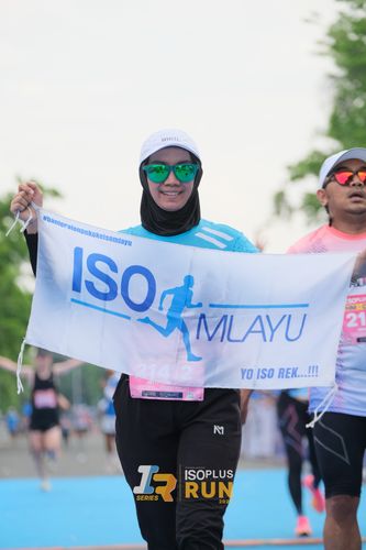 Race photo from Isoplus Run 2024 Surabaya
