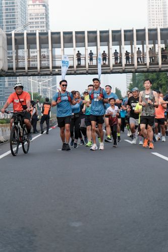 Race photo from NU SKIN RUNNING CLUB