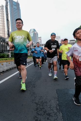 Race photo from NU SKIN RUNNING CLUB