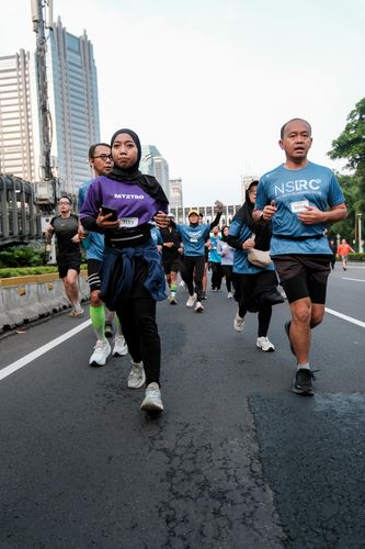Race photo from NU SKIN RUNNING CLUB