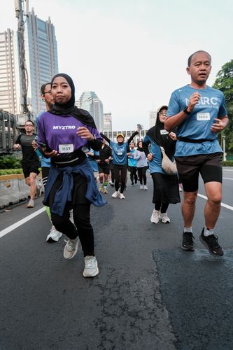 Race photo from NU SKIN RUNNING CLUB