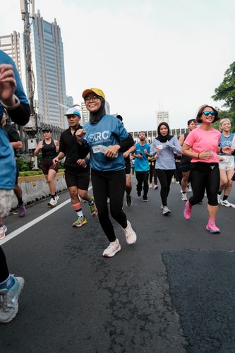 Race photo from NU SKIN RUNNING CLUB