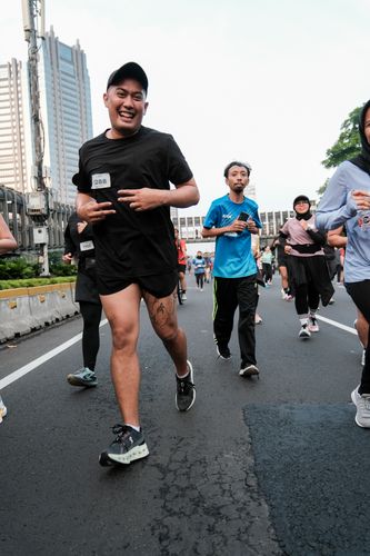 Race photo from NU SKIN RUNNING CLUB