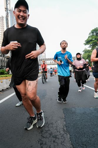 Race photo from NU SKIN RUNNING CLUB