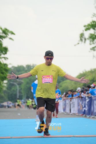 Race photo from Isoplus Run 2024 Surabaya