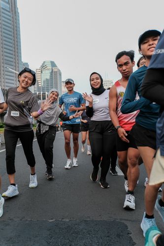 Race photo from NU SKIN RUNNING CLUB