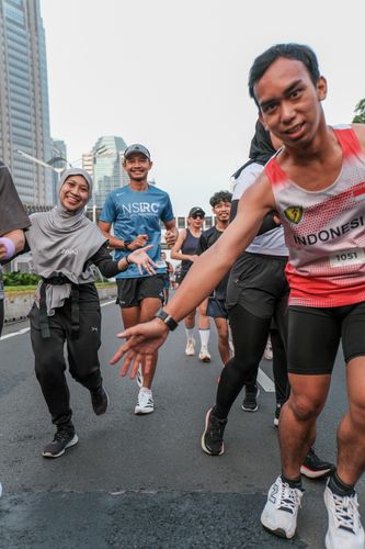 Race photo from NU SKIN RUNNING CLUB