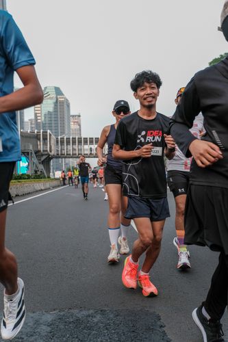 Race photo from NU SKIN RUNNING CLUB