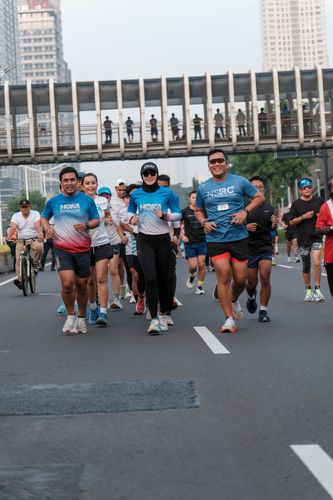 Race photo from NU SKIN RUNNING CLUB
