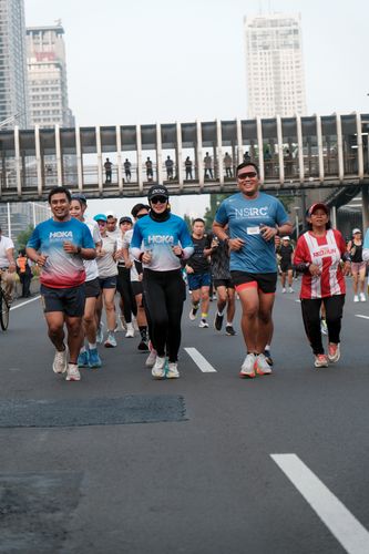 Race photo from NU SKIN RUNNING CLUB