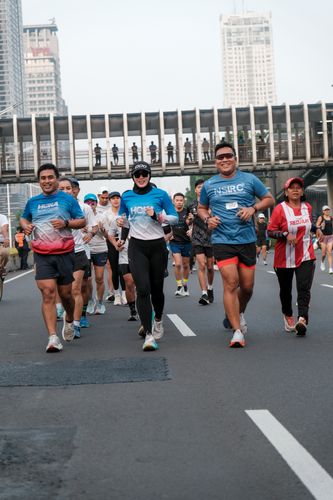 Race photo from NU SKIN RUNNING CLUB