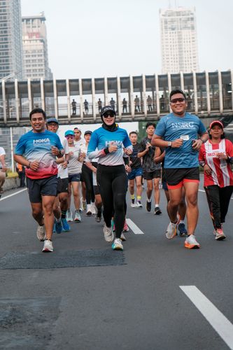 Race photo from NU SKIN RUNNING CLUB
