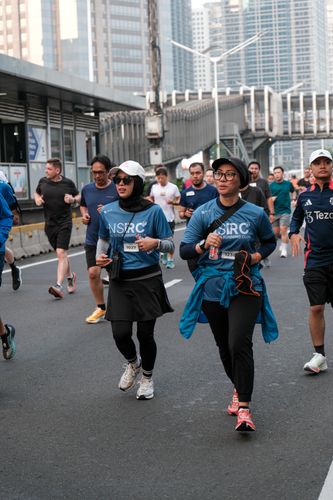 Race photo from NU SKIN RUNNING CLUB