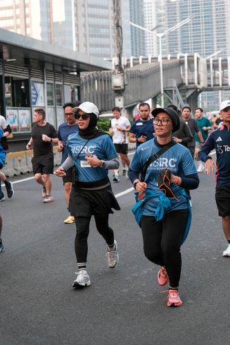 Race photo from NU SKIN RUNNING CLUB