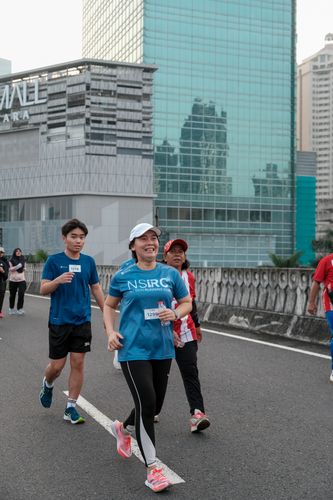 Race photo from NU SKIN RUNNING CLUB