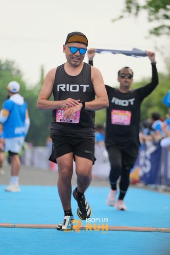 Race photo from Isoplus Run 2024 Surabaya