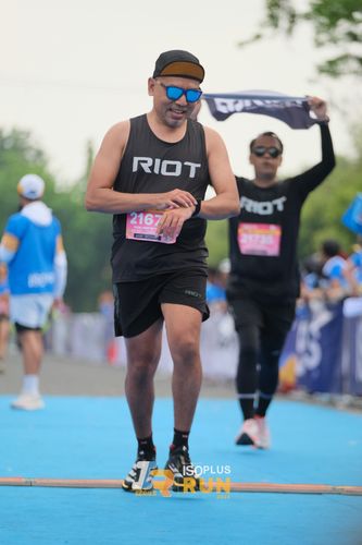 Race photo from Isoplus Run 2024 Surabaya