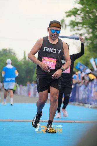 Race photo from Isoplus Run 2024 Surabaya